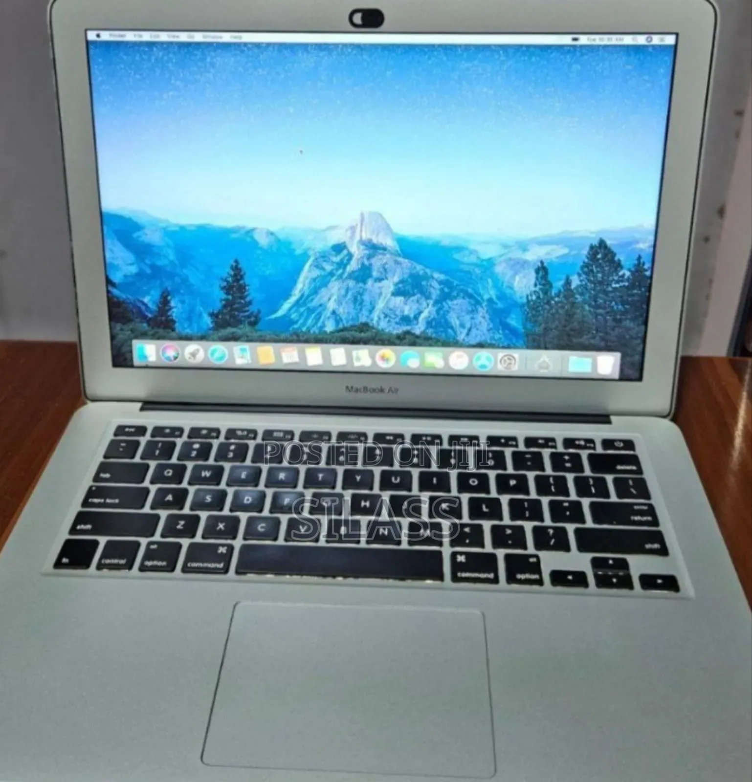 New Laptop Apple MacBook Air 2017 8GB Intel Core I7 SSD 128GB