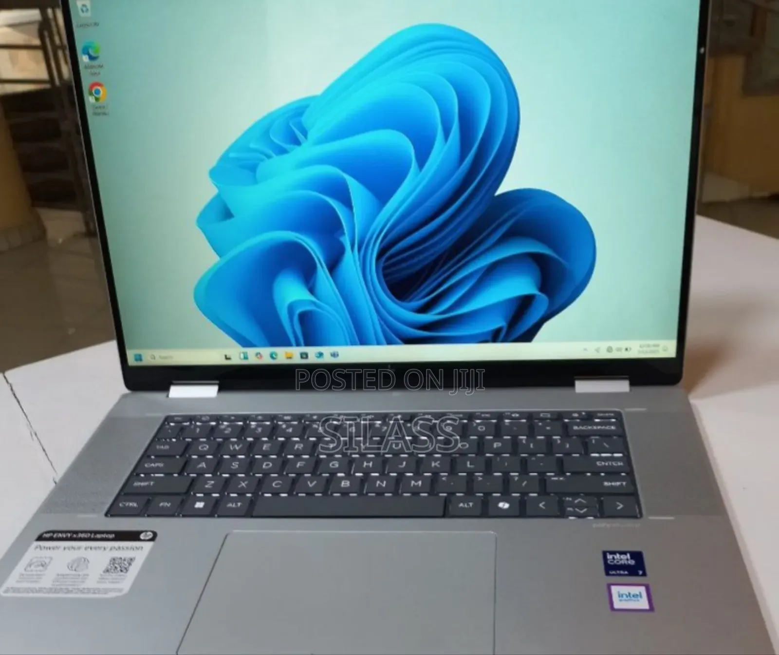 New Laptop HP Envy x360 32GB Intel Core Ultra 7 SSHD (Hybrid) 2T