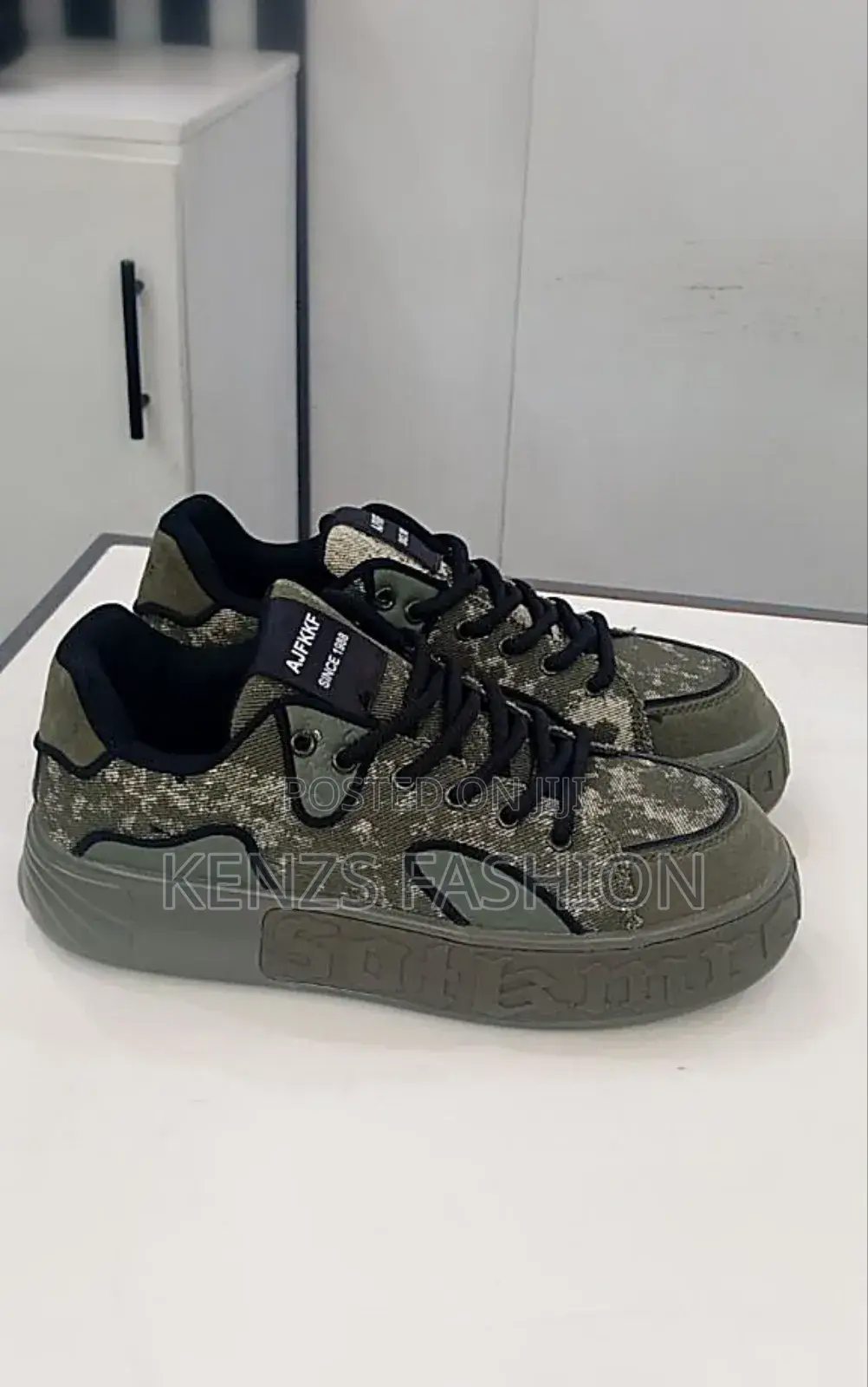 Men's Quality Stylish Sneakers Shoes