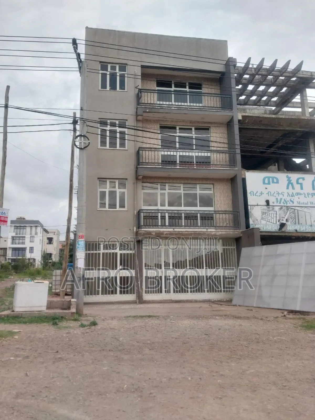 Commercial House Sell