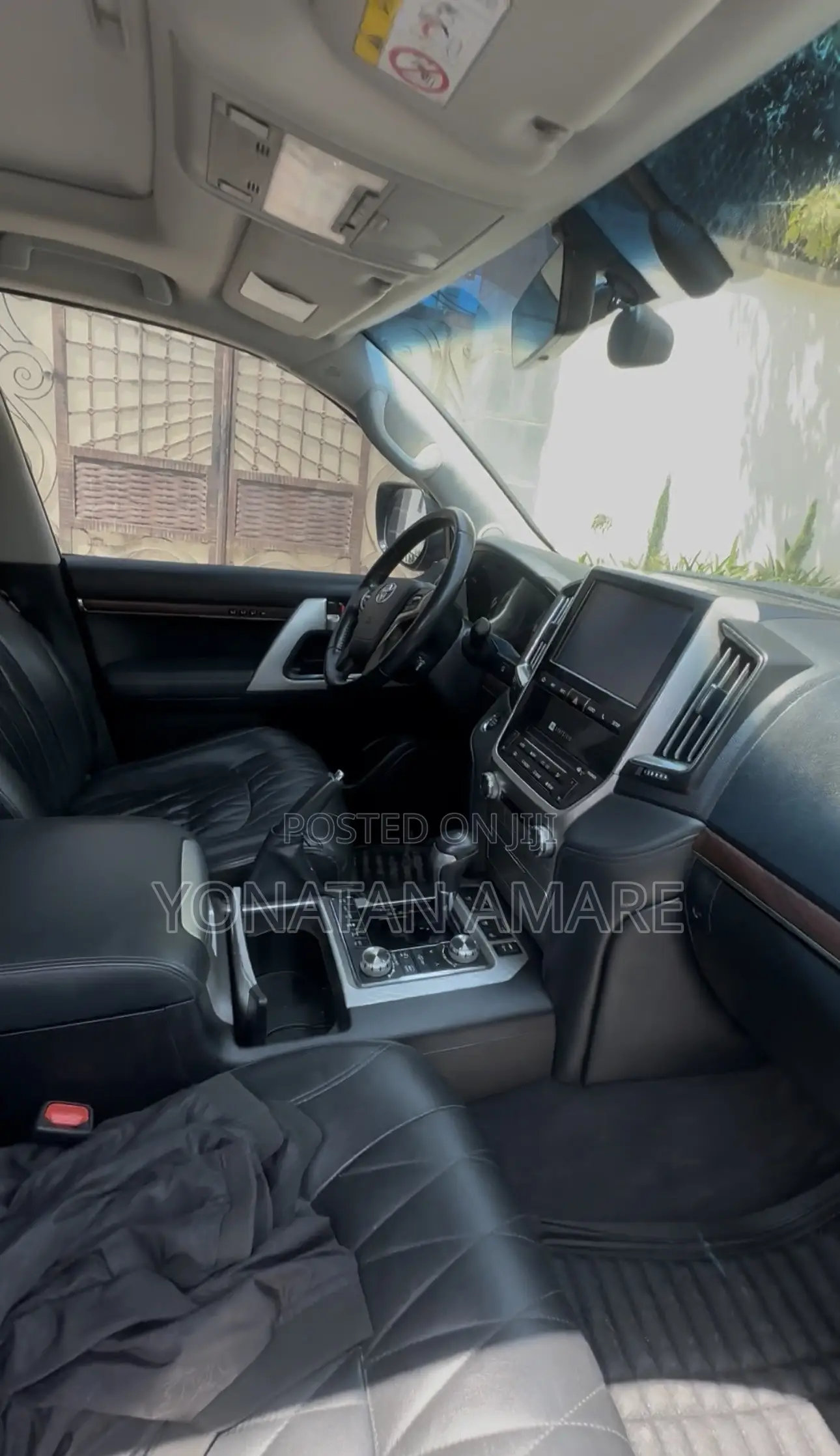 Toyota Land Cruiser 4.5 V8 VXR 2021 Black