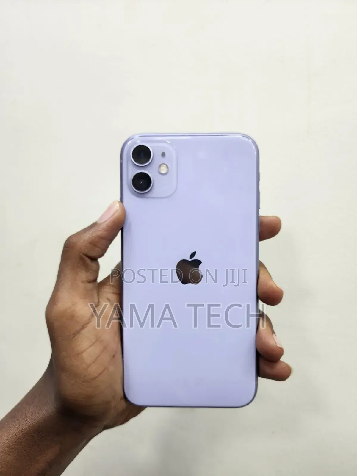 New Apple iPhone 11 64 GB Purple