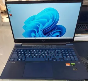 New Laptop HP 16GB AMD Ryzen 7 SSD 1T