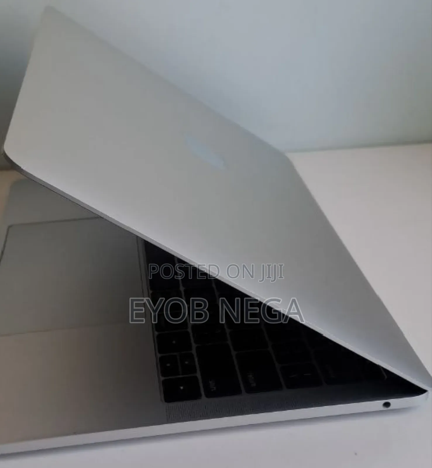 Laptop Apple MacBook Pro 2017 8GB Intel Core I5 SSD 128GB