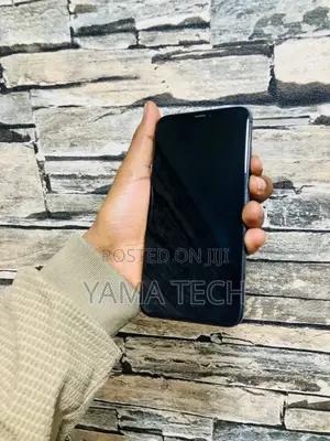 New Apple iPhone XS Max 256 GB Black