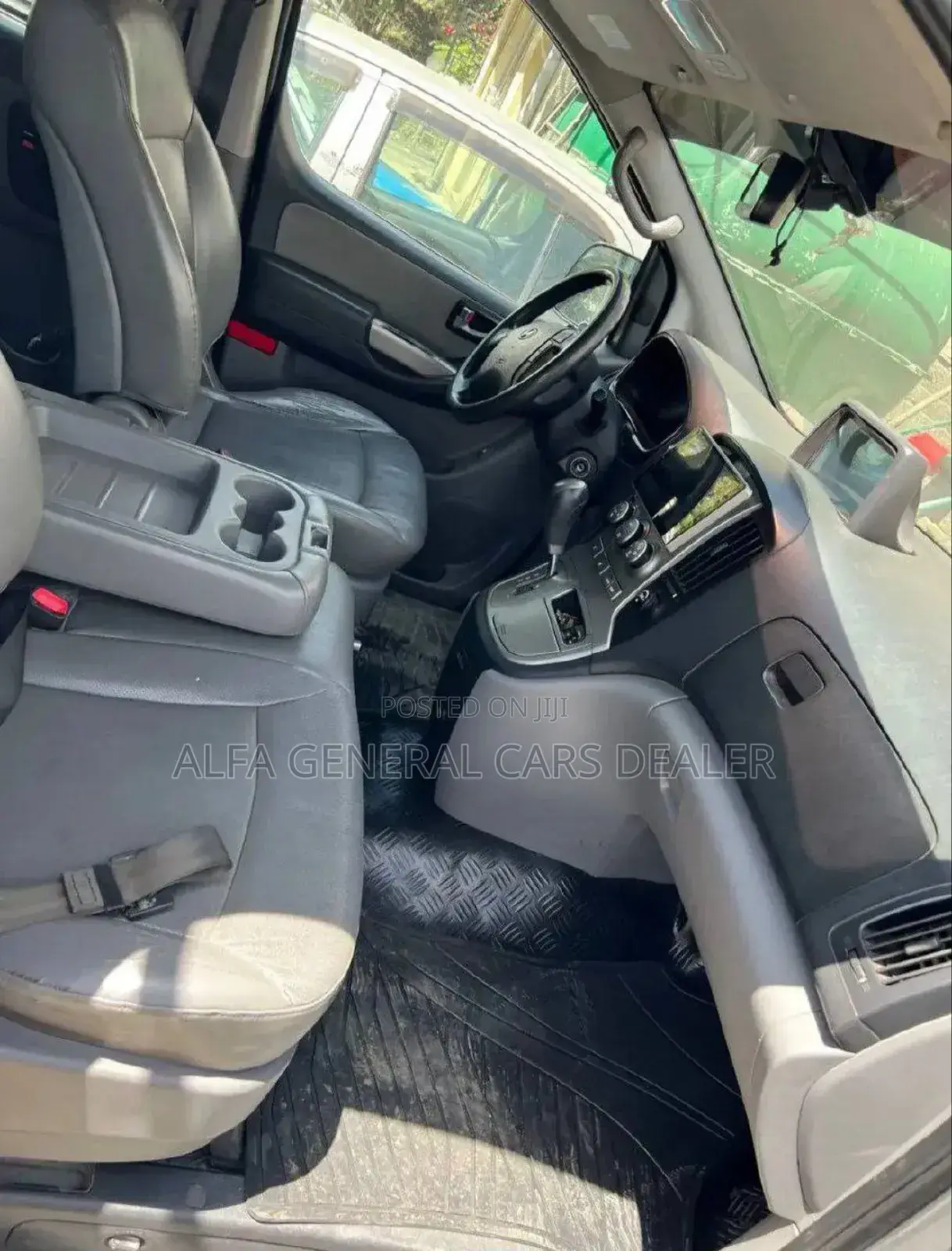 Hyundai Starex 2014 Silver