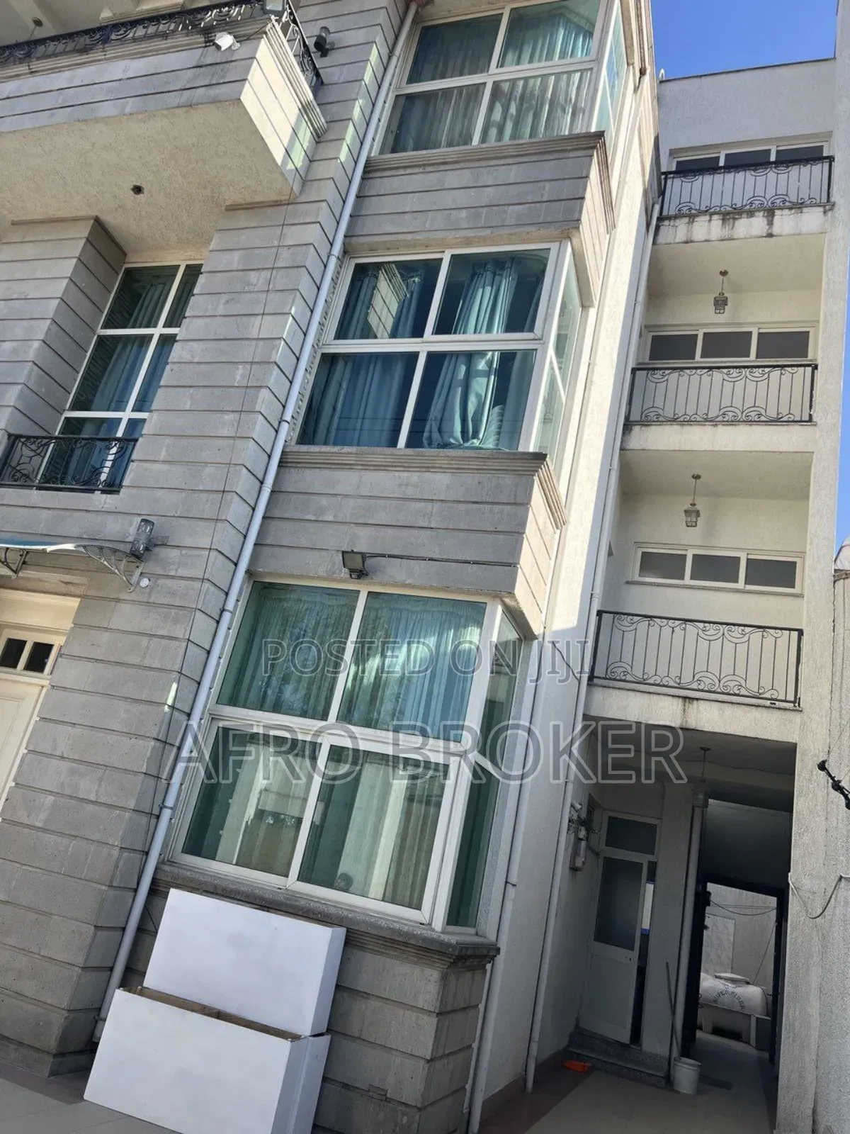 Furnished 10bdrm House in Ayat Main Road Cross, Bole for sale