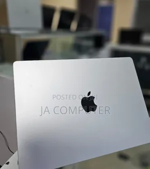 New Laptop Apple MacBook Pro 2023 M3 14-Inch 8GB Apple M3 Pro SSD 512GB