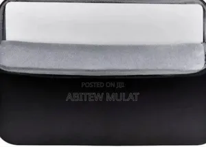 New Laptop Apple MacBook Air 2024 M3 13-Inch 8GB Apple M3 SSD 256GB