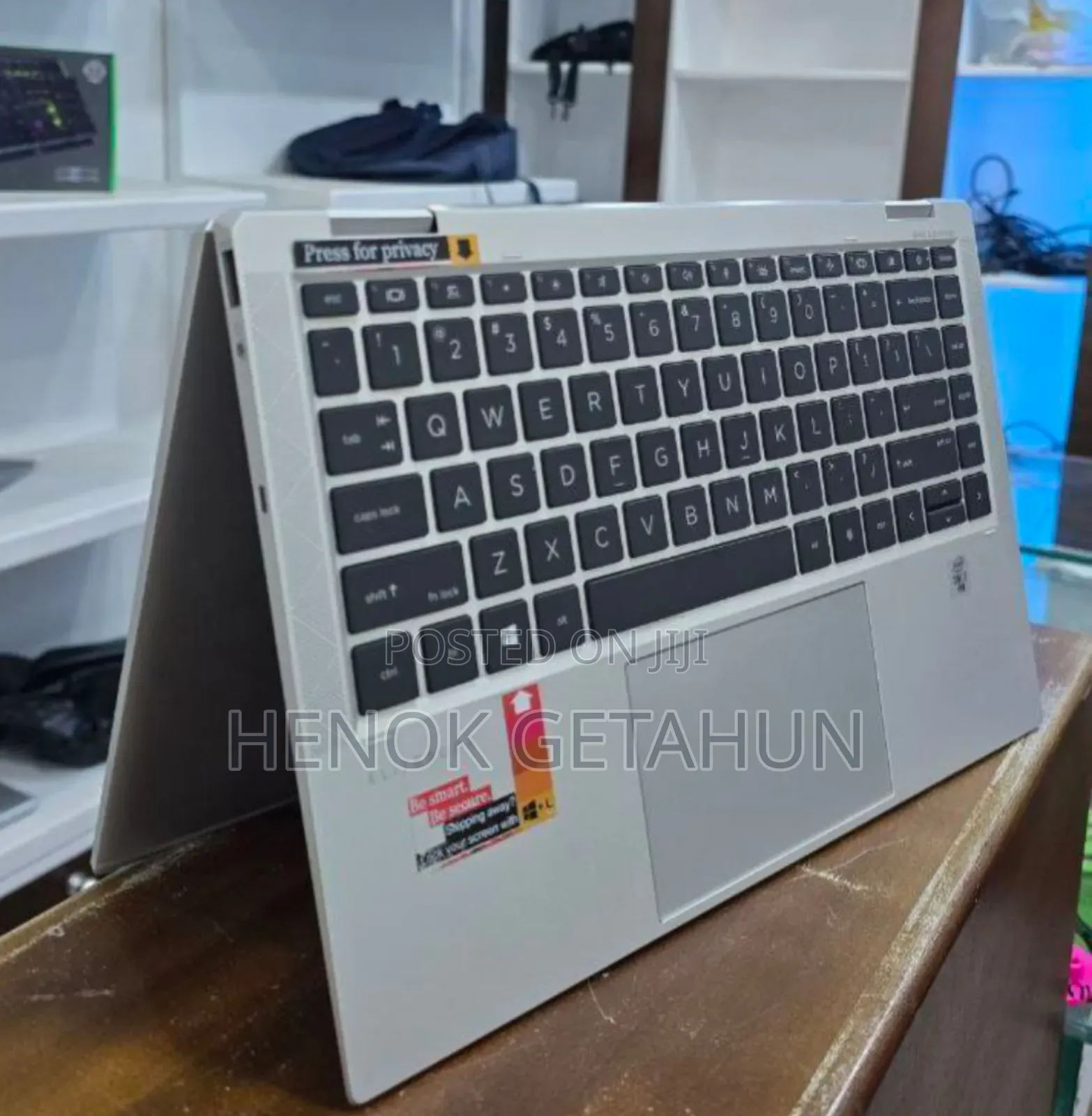 New Laptop HP EliteBook X360 1040 G7 16GB Intel Core I7 SSD 512GB