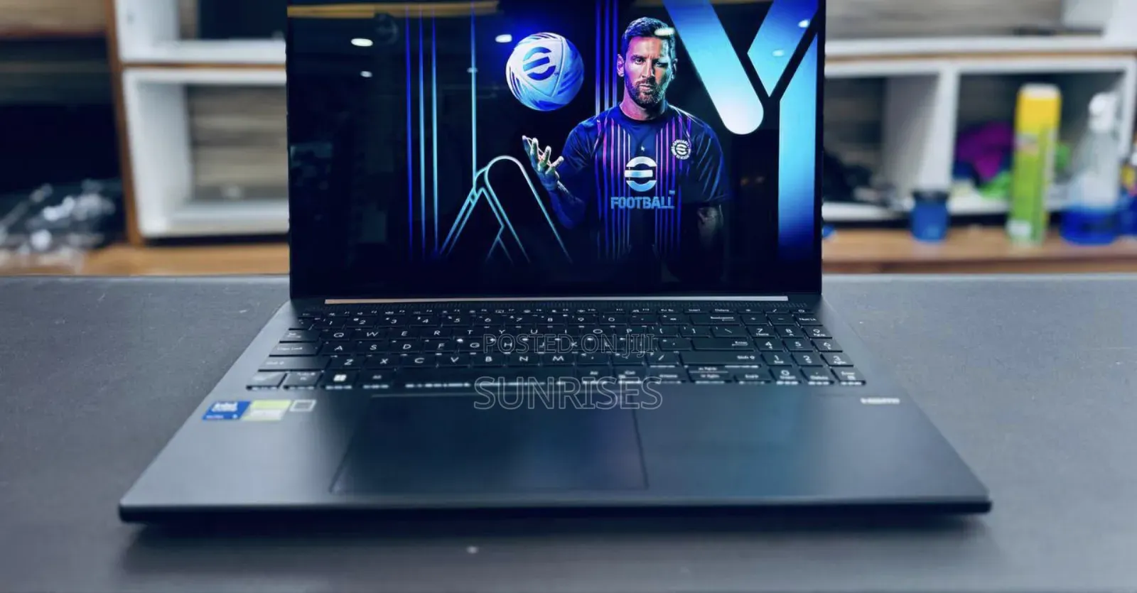 New Laptop Asus VivoBook 15 X505BA 24GB Intel Core Ultra 9 SSD 2T