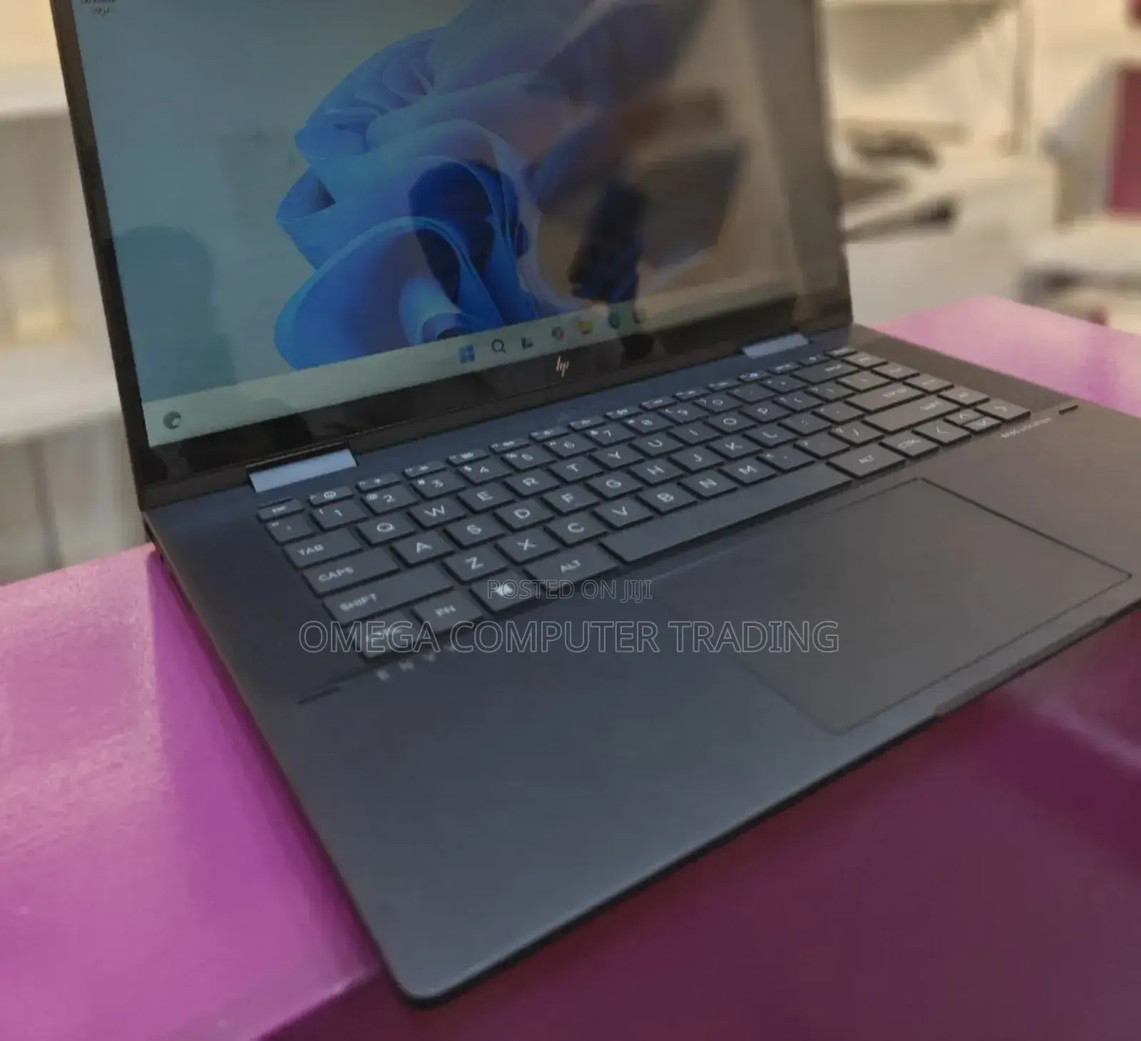 New Laptop HP Envy x360 8GB AMD Ryzen 5 SSD 512GB