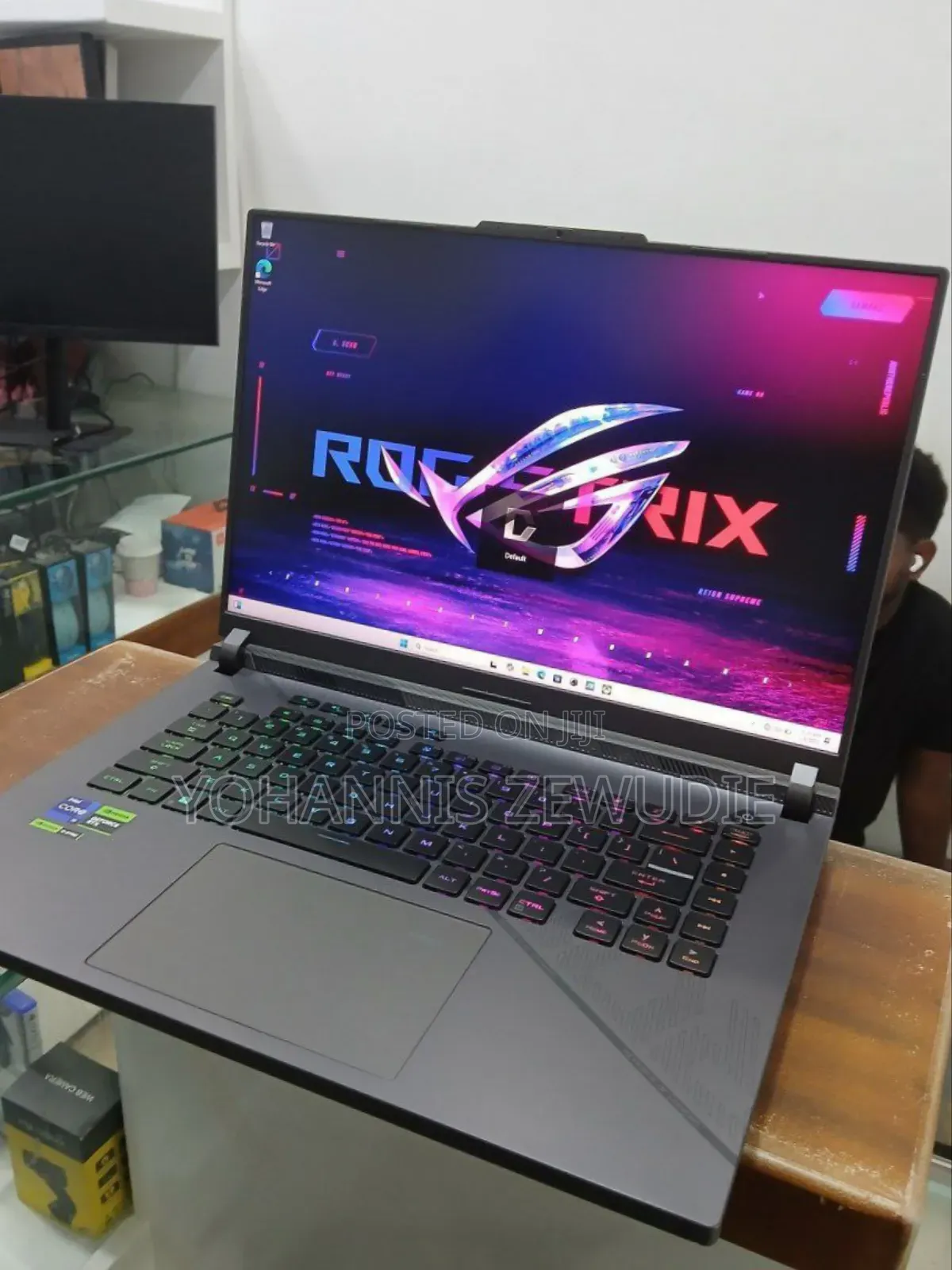 New Laptop Asus ROG Strix G15 32GB Intel Core I9 SSD 1T