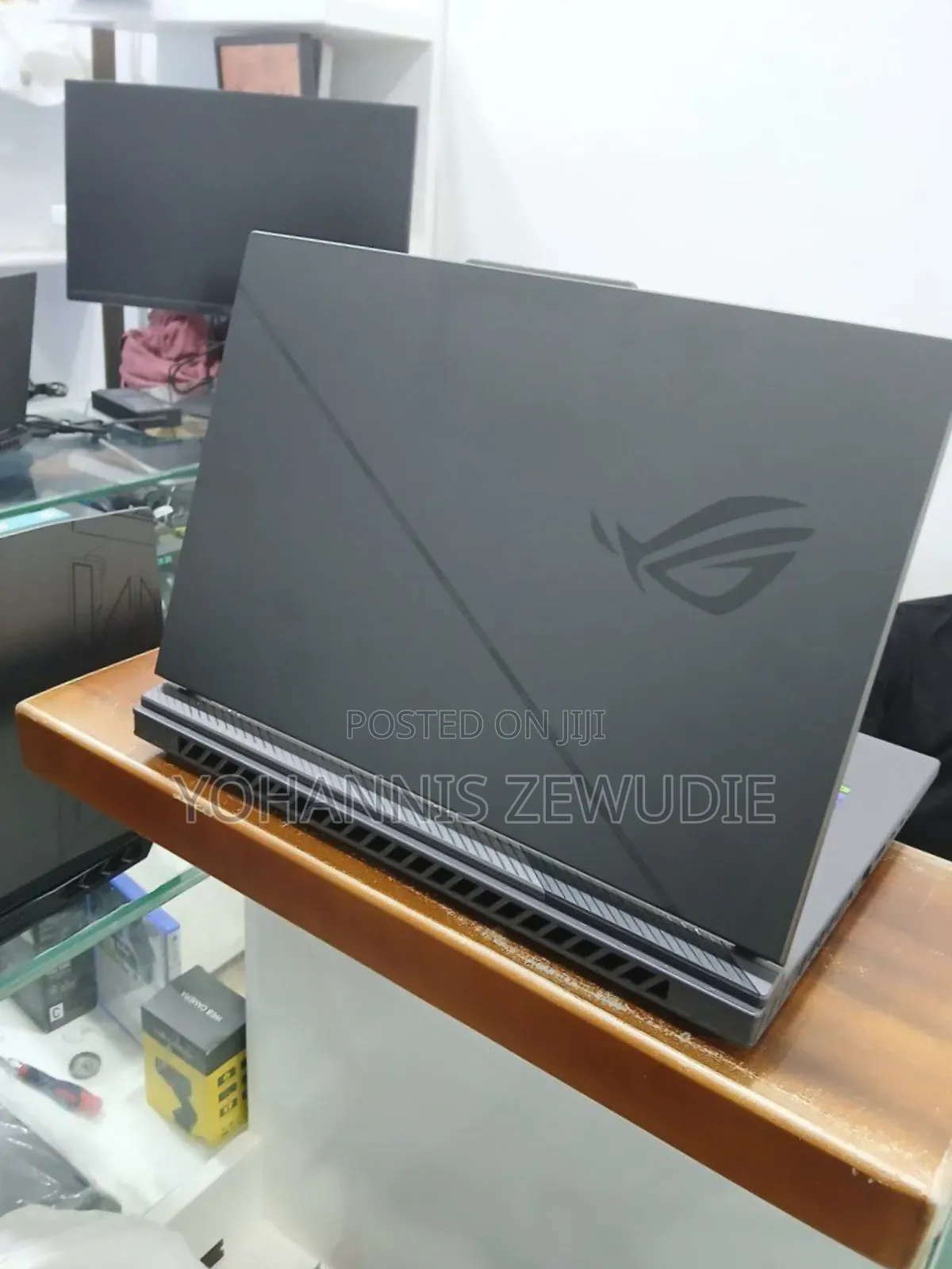 New Laptop Asus ROG Strix G15 32GB Intel Core I9 SSD 1T
