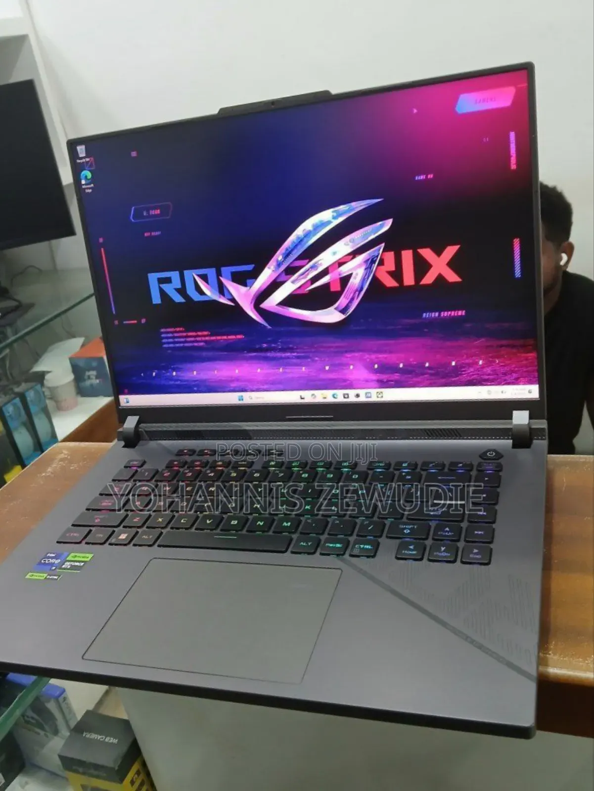New Laptop Asus ROG Strix G15 32GB Intel Core I9 SSD 1T