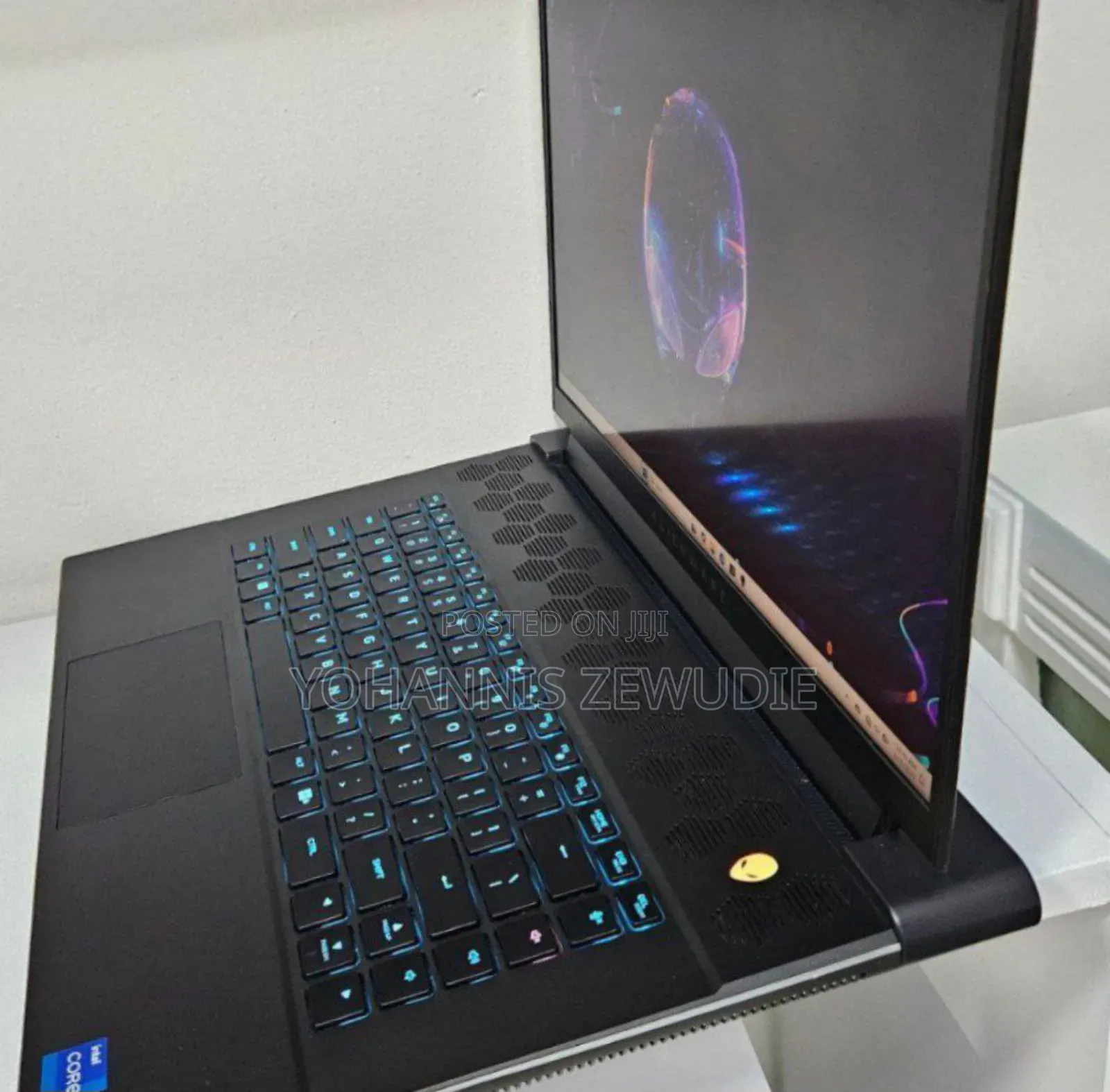 New Laptop Dell Alienware M16 16GB Intel Core I7 SSD 1T