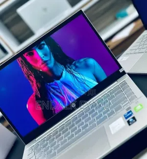 Photo - New Laptop HP 16GB Intel Core I5 SSD 512GB