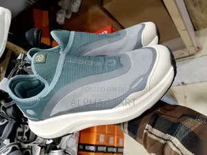 Skechers Very Good Quality Shoes for You Made in Vietnam