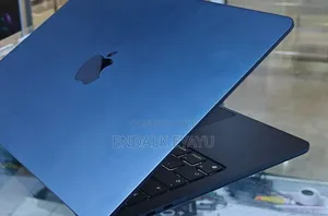 New Laptop 8GB Intel Core I7 SSD 256GB