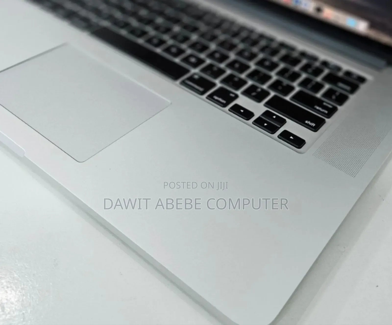 New Laptop Apple MacBook Pro 2015 16GB Intel Core I7 SSD 512GB