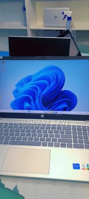 New Laptop HP Stream Notebook 16GB Intel Core I7 SSD 1T