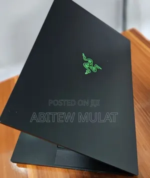 Photo - New Laptop Razer Blade 16GB Intel Core I7 SSD 512GB