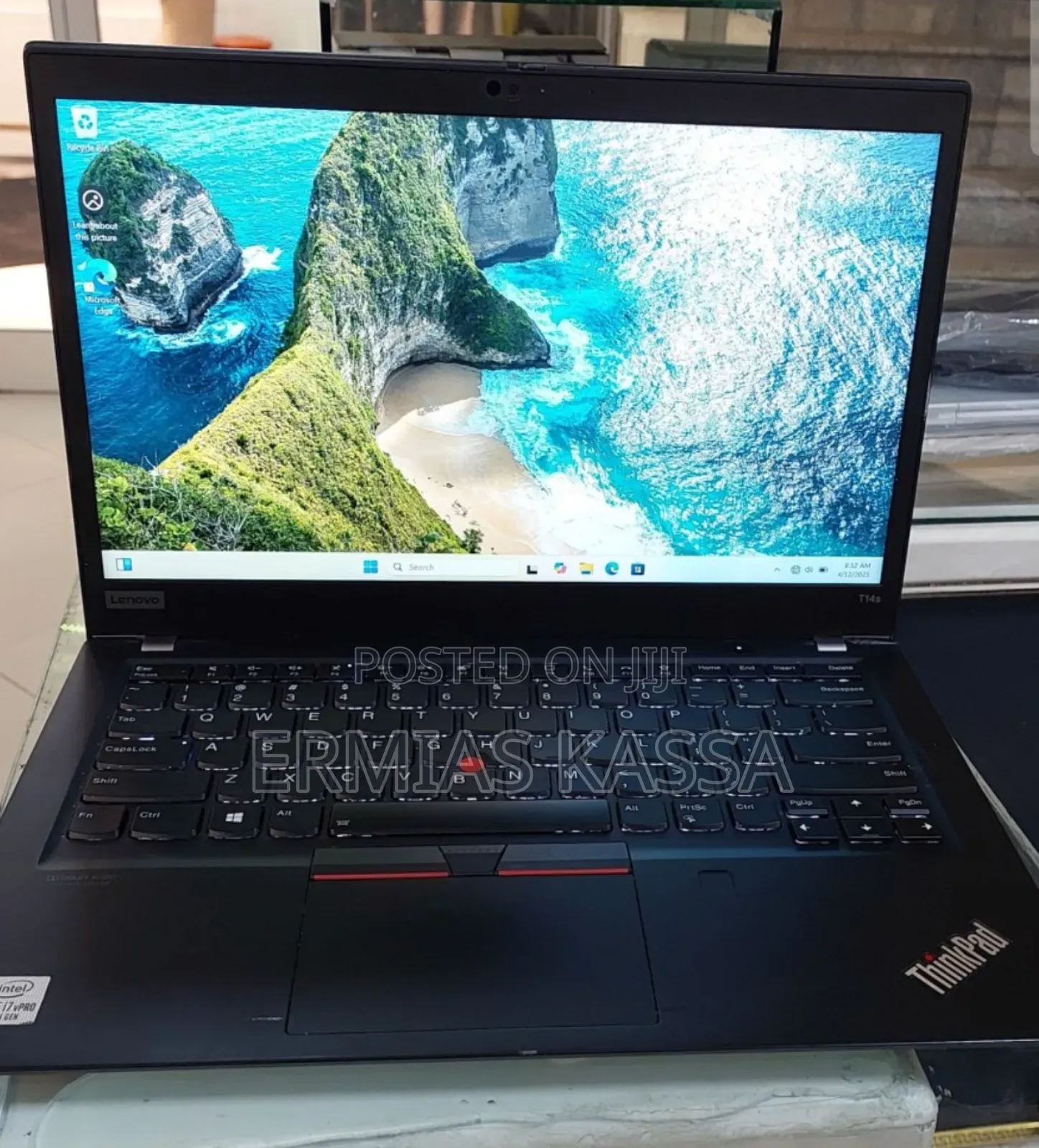 New Laptop Lenovo ThinkPad T14 32GB Intel Core I7 SSD 512GB
