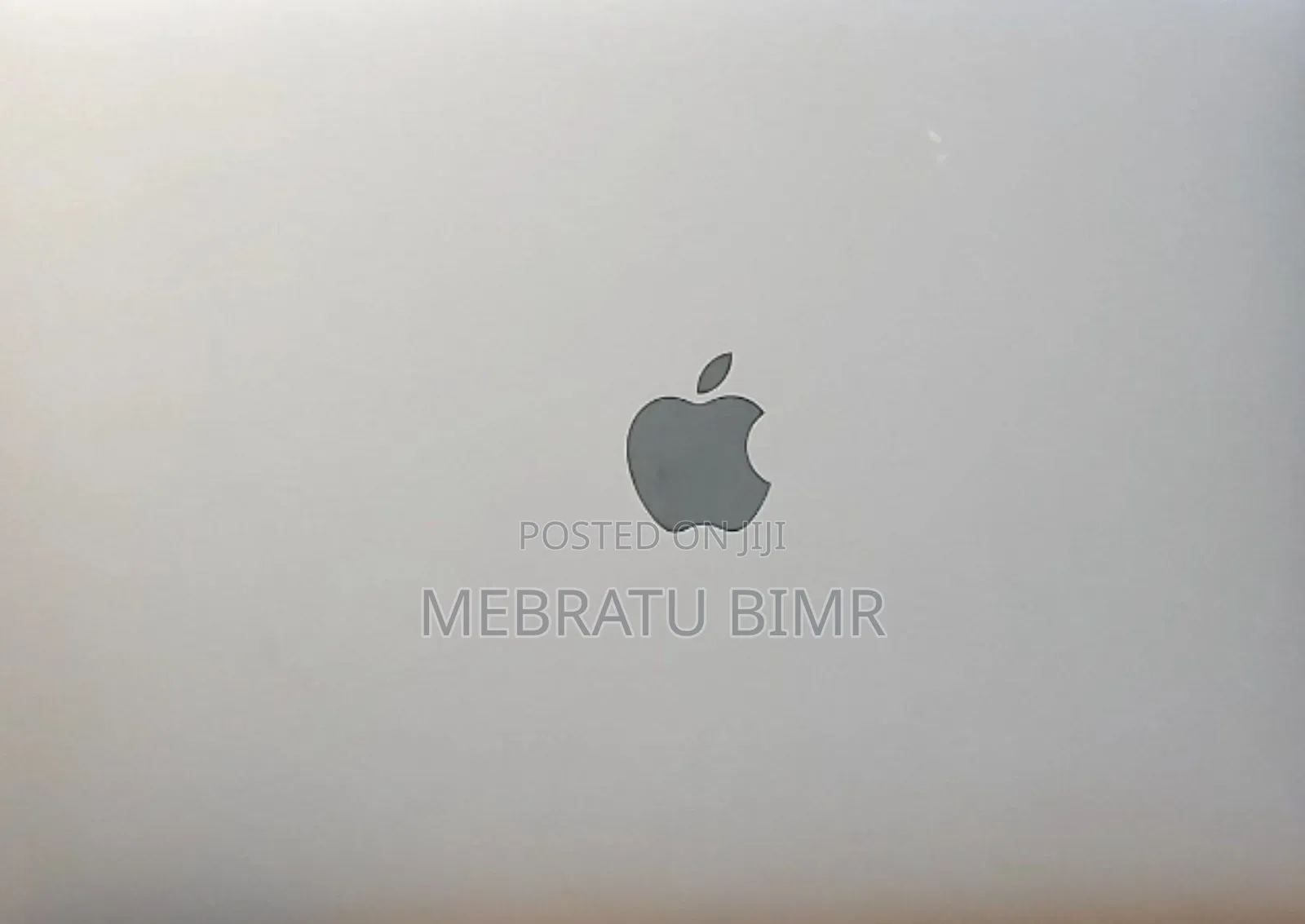 New Laptop Apple MacBook Pro 2022 M2 8GB Apple M2 SSD 256GB