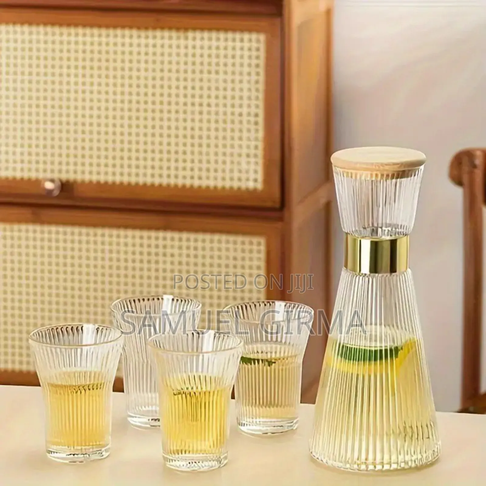  7pcs Glass Kettle Set
 ኳሊቲ የዉሀ ጆግ 
 1.3ሊትር የሚይዝ