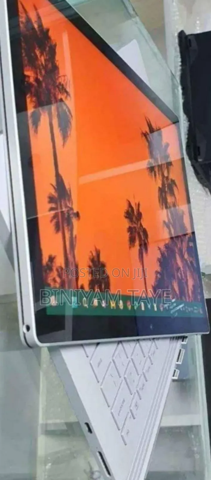 New Laptop Microsoft Surface Book 3 16GB Intel Core I7 SSD 256GB