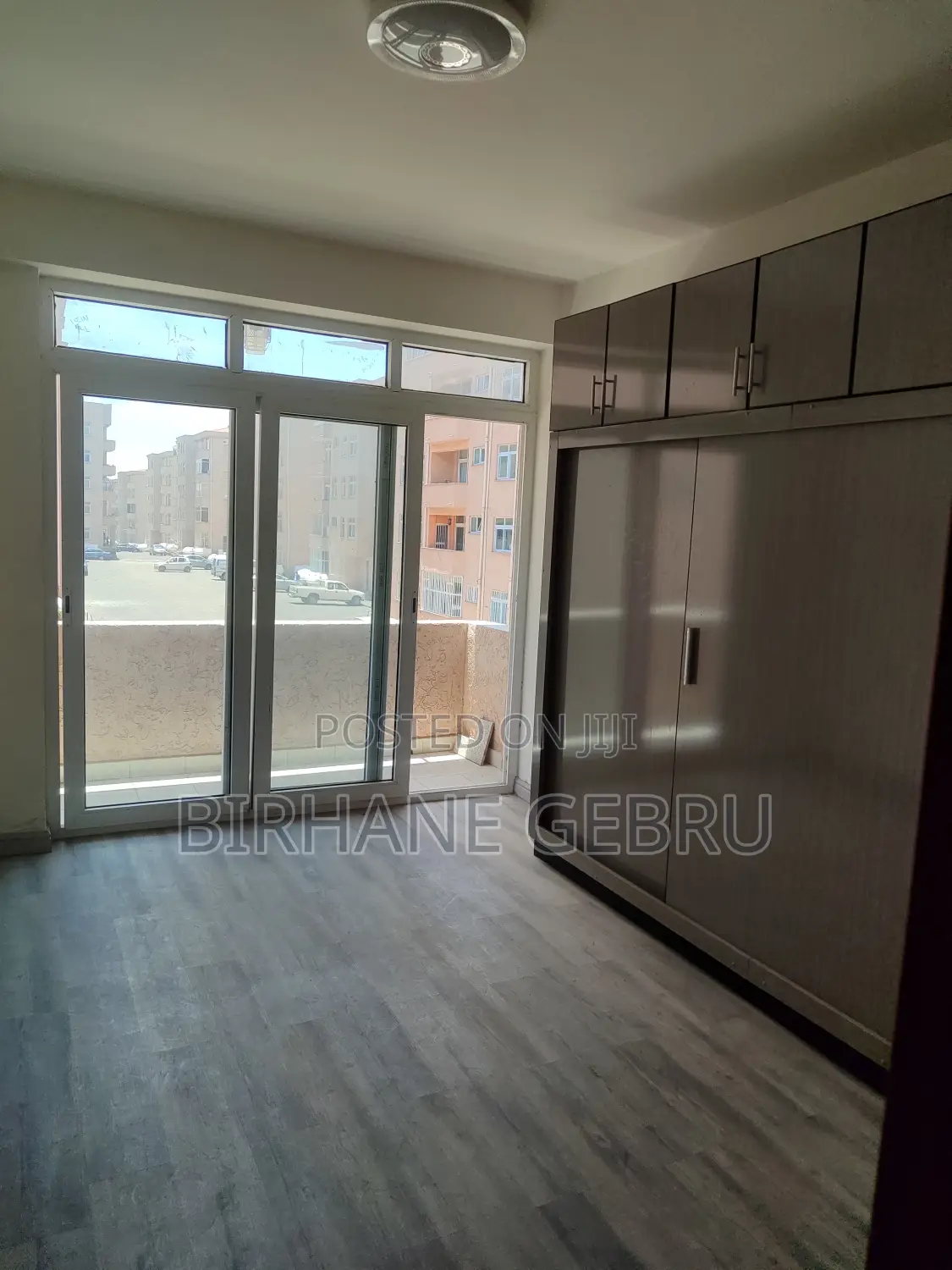 2bedroom Apartiment for Sale