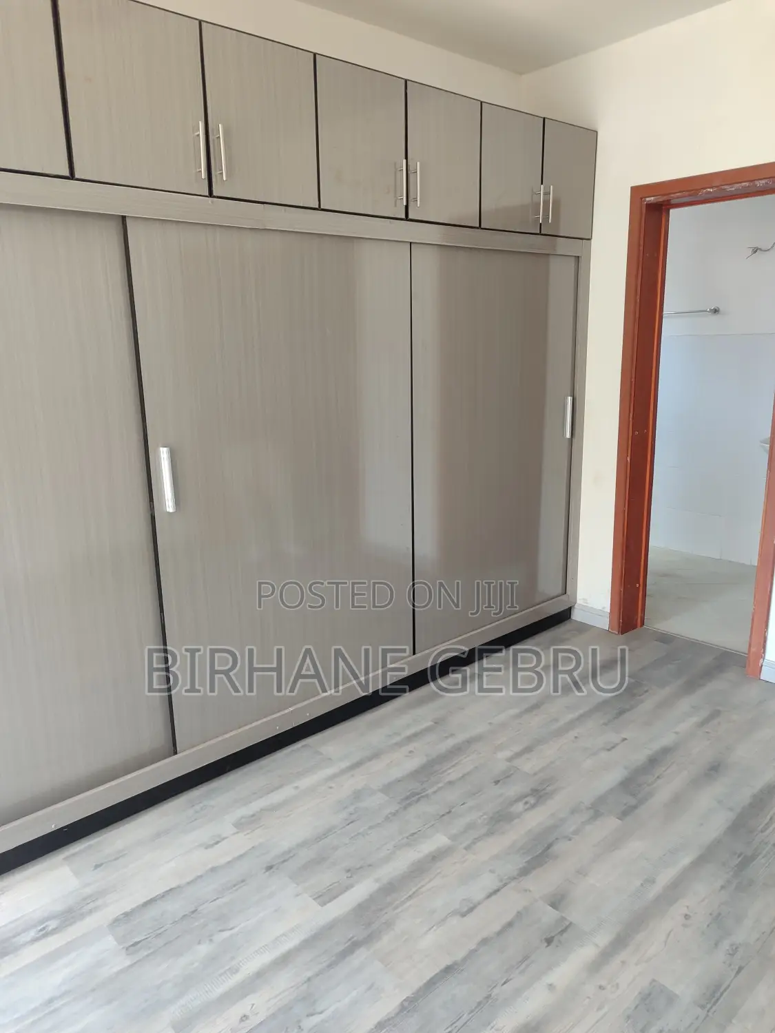 2bedroom Apartiment for Sale