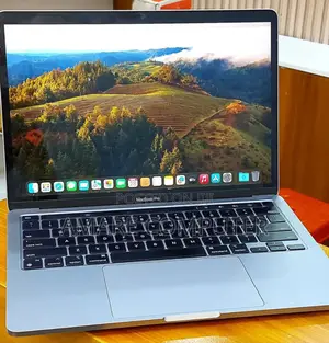 New Laptop Apple MacBook Pro 2022 M2 8GB Intel Core M2 SSD 256GB