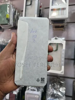 Photo - New Samsung Galaxy A06 128 GB Black