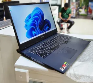 New Laptop Lenovo Legion 5 8GB AMD Ryzen 5 SSD 256GB