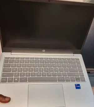 New Laptop HP 250 G10 16GB Intel Core I7 SSD 512GB