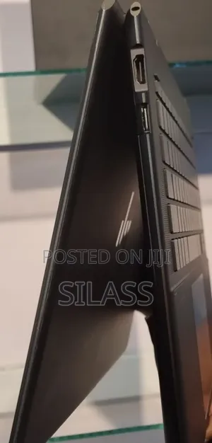 Photo - New Laptop HP Spectre X360 16GB Intel Core I7 SSD 1T