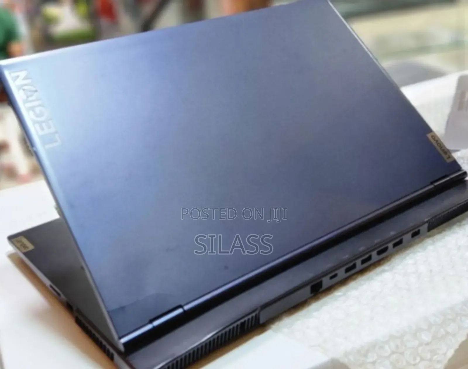 New Laptop Lenovo Legion 5 8GB AMD Ryzen 5 SSD 256GB