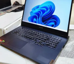 New Laptop Lenovo Legion 5 8GB AMD Ryzen 5 SSD 256GB