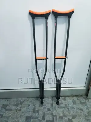 Axillary_crutches32axillary_crutches44axillary_crutches