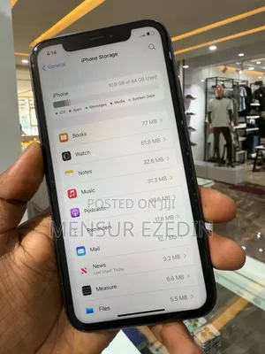 New Apple iPhone 11 64 GB Black