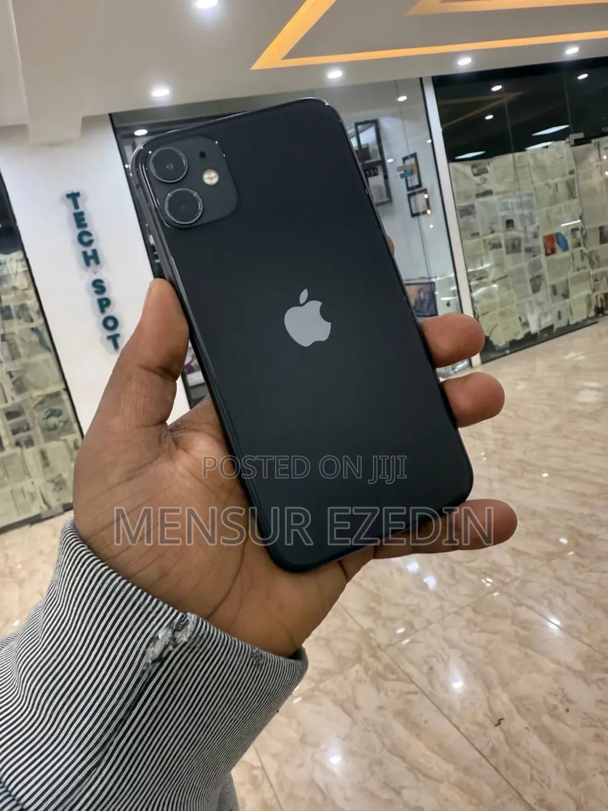 New Apple iPhone 11 64 GB Black