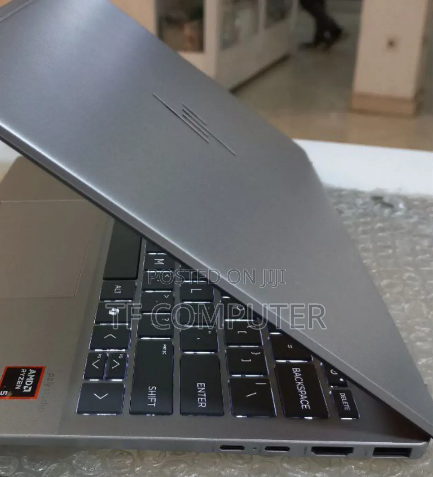 New Laptop HP Pavilion 13 16GB AMD Ryzen 5 SSD 512GB