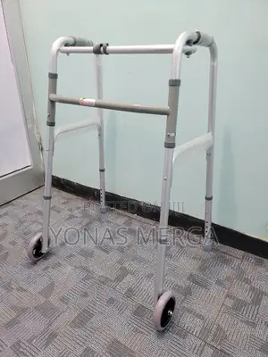 Folding Walking Frame፹噓extra Stability While Reducing Hand