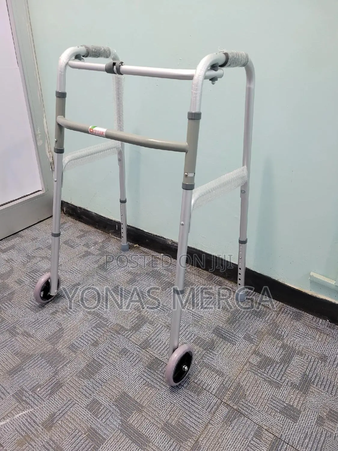 Aluminum Walker፶屍needing a Wheeled Walker裔፪suitable for Walk