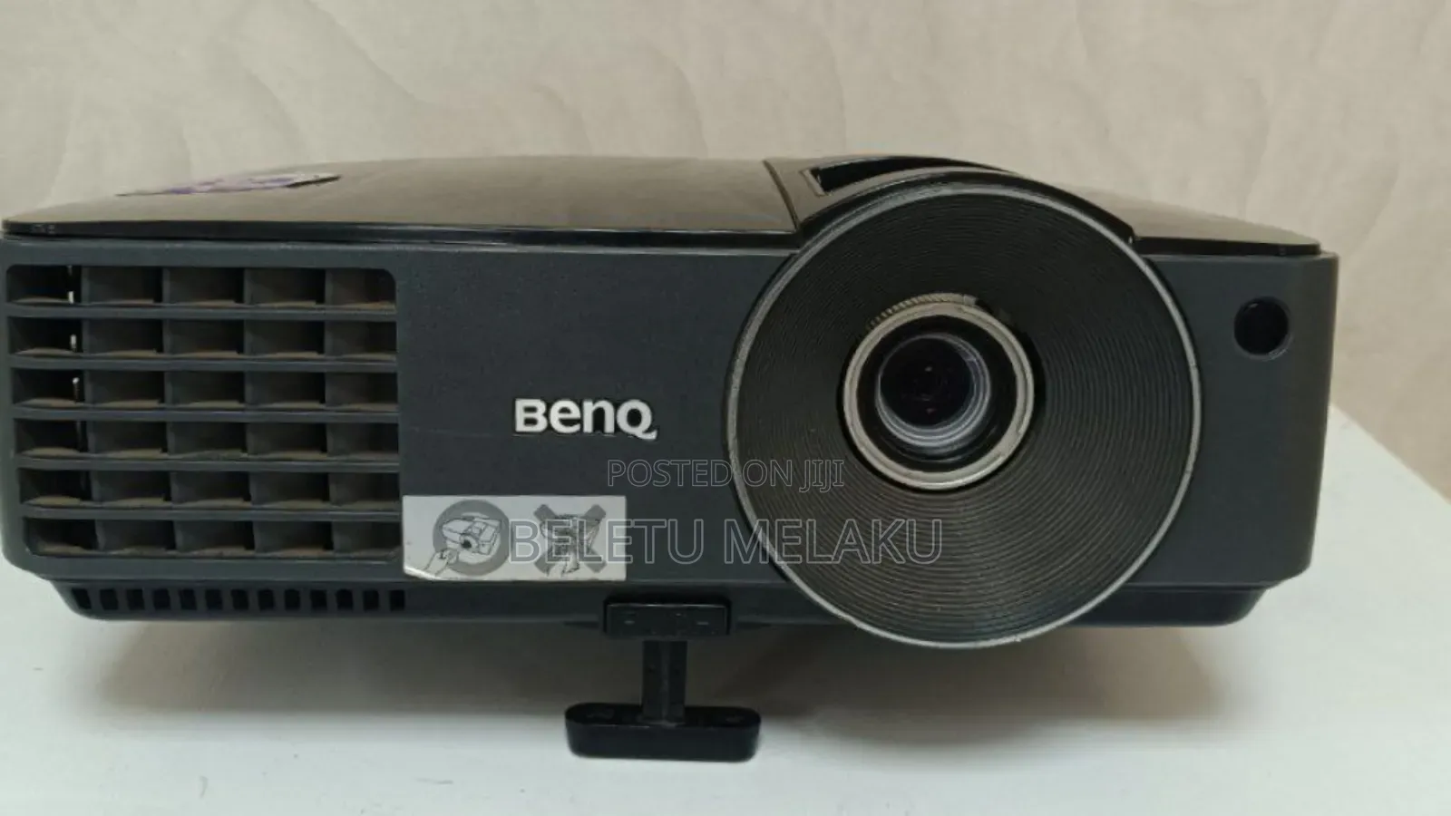 Used Benq Ms513 Projector Brightness:2700 Lumes Resolutio