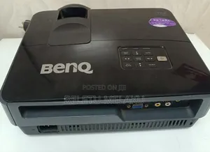 Used Benq Ms513 Projector Brightness:2700 Lumes Resolutio