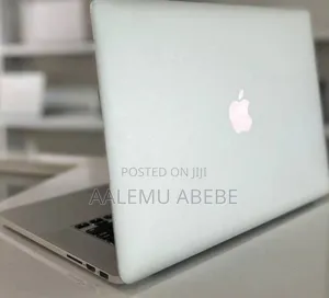 New Laptop Apple MacBook 2015 16GB Intel Core I7 SSD 256GB