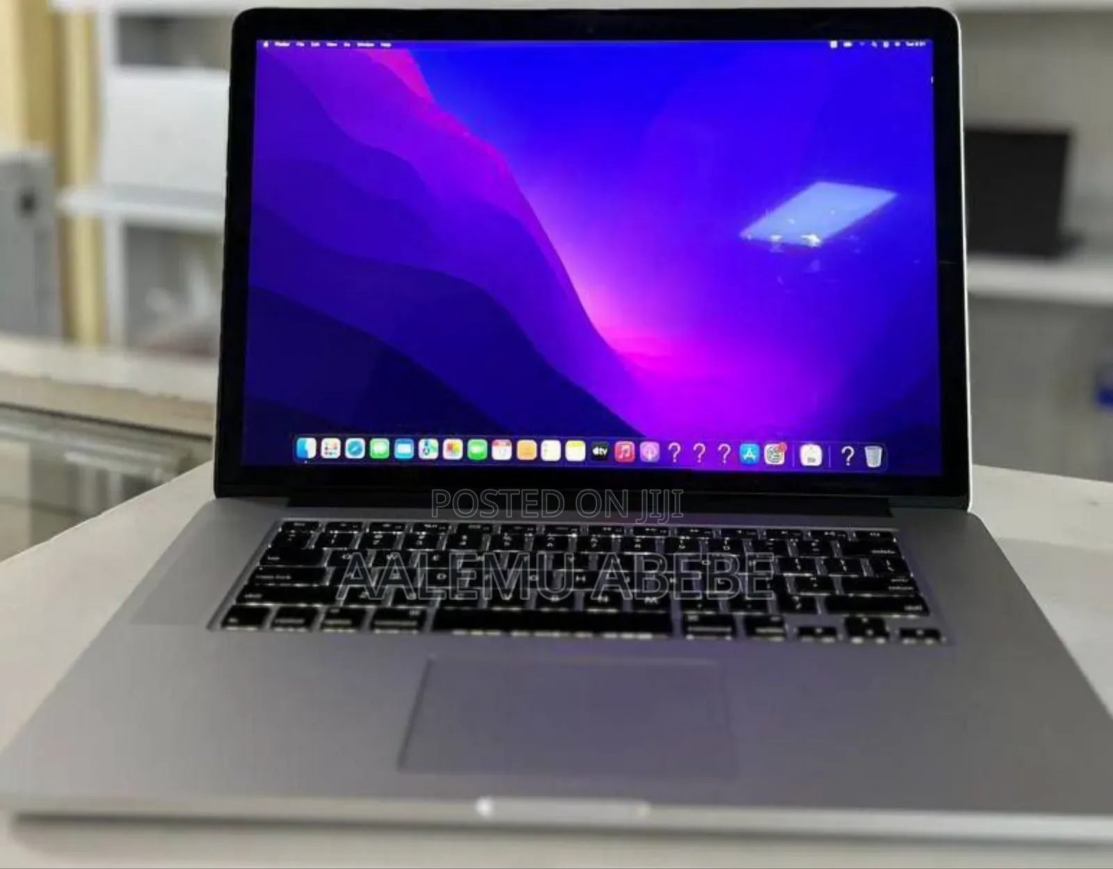 New Laptop Apple MacBook 2015 16GB Intel Core I7 SSD 256GB