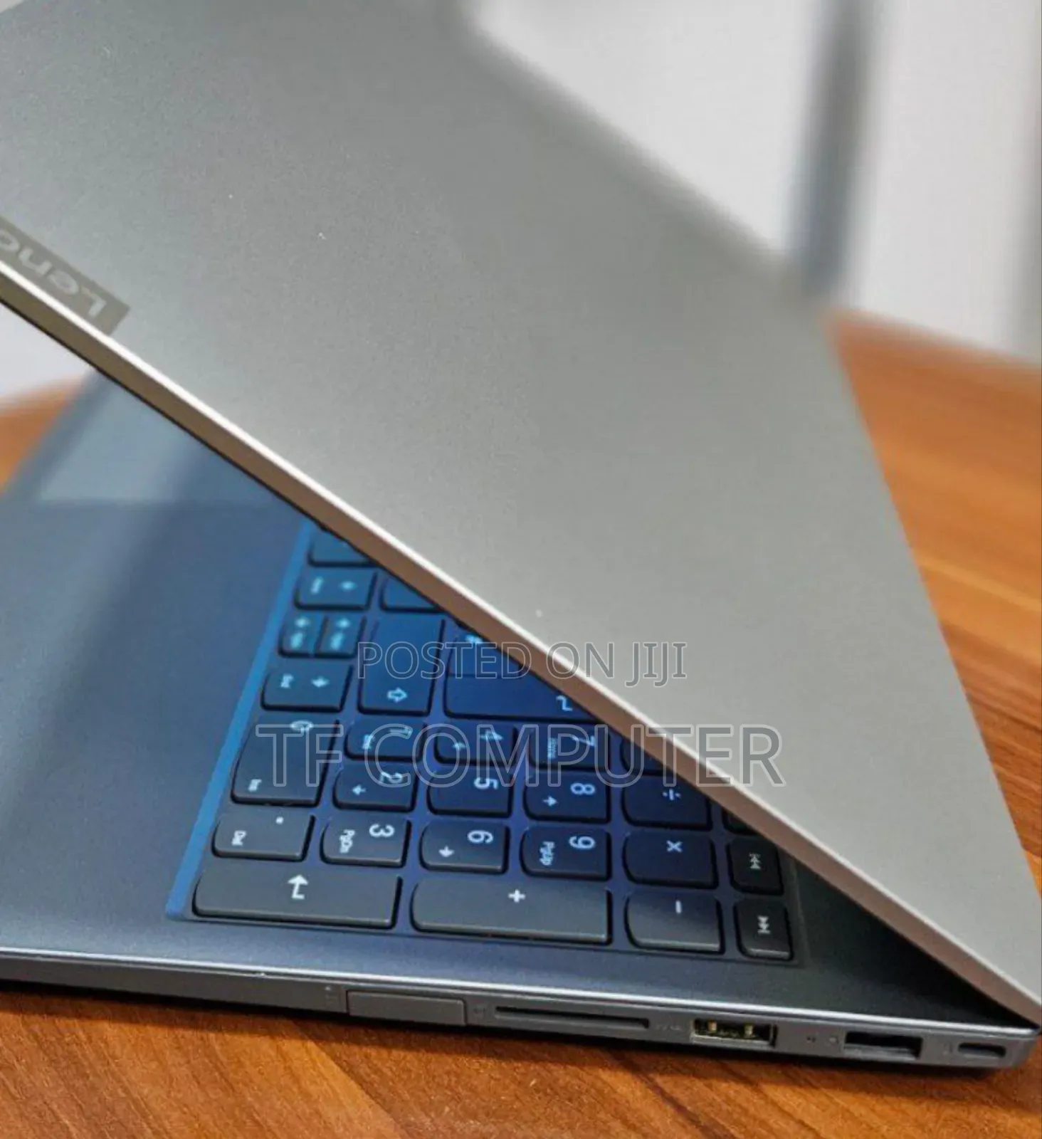 New Laptop Lenovo ThinkBook 15 8GB Intel Core I5 SSD 256GB